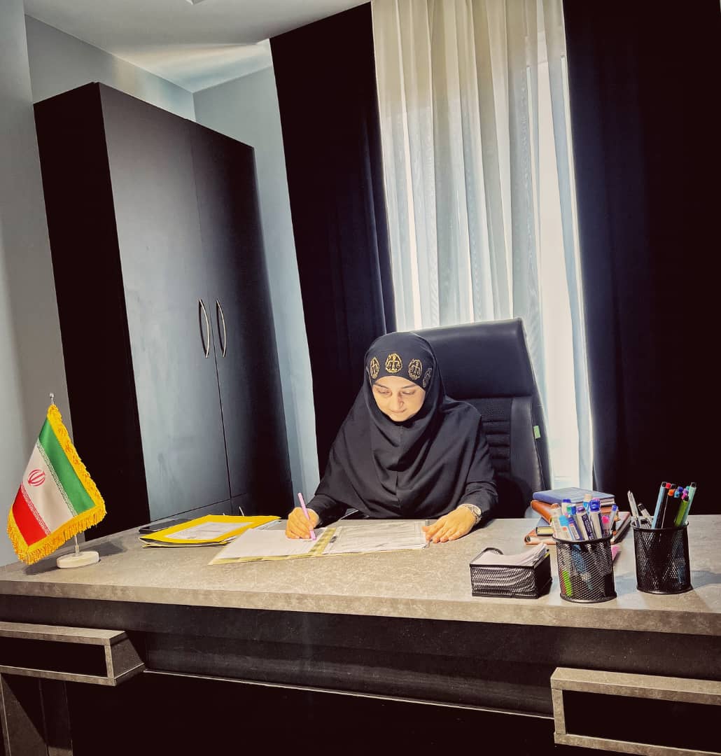 رضوانه آرمان وکیل قزوین